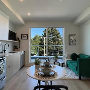 Hillside Oasis By Iris Properties! Holiday home Victoria