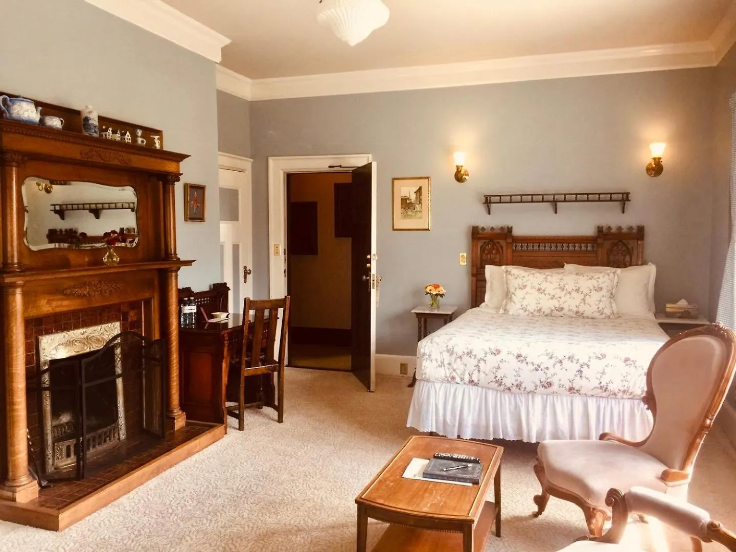 Beaconsfield Bed And Breakfast - Victoria 5*,  Canada