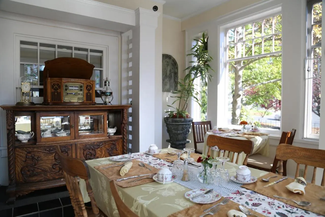 Beaconsfield Bed And Breakfast - Victoria 5*,