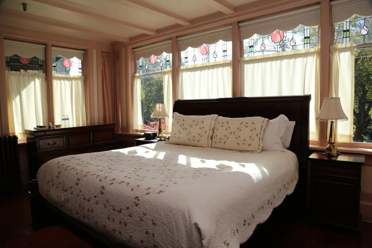 Bed & Breakfast Beaconsfield Bed And Breakfast - Victoria