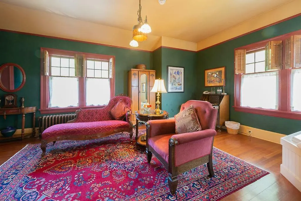 Bed & Breakfast Beaconsfield Bed And Breakfast - Victoria